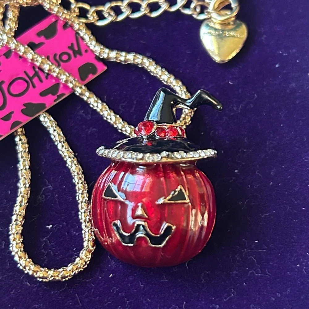 Betsey Johnson Pumpkin‎ Pendant Necklace